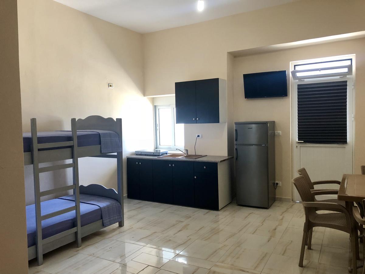 Residence Villa Denny&Villa Kate Borsh Luaran gambar