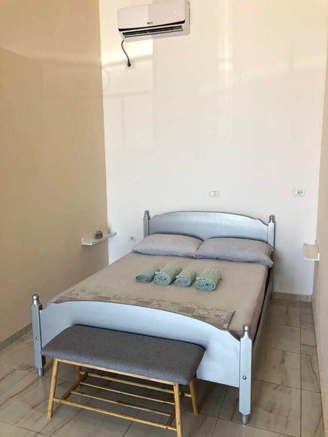 Residence Villa Denny&Villa Kate Borsh Luaran gambar